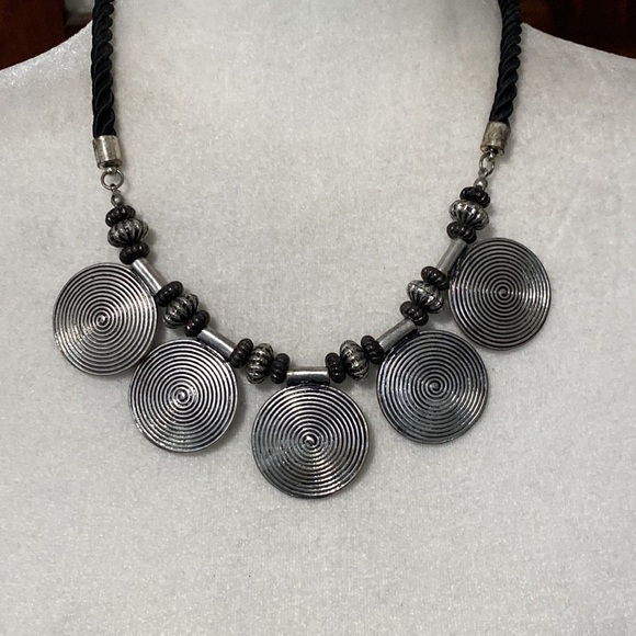 ❌SOLD❌🎁Edgy Rebel Rockstar Silver Bohemian Goth Spiral Swirl Tribal Necklace - Picture 5 of 12